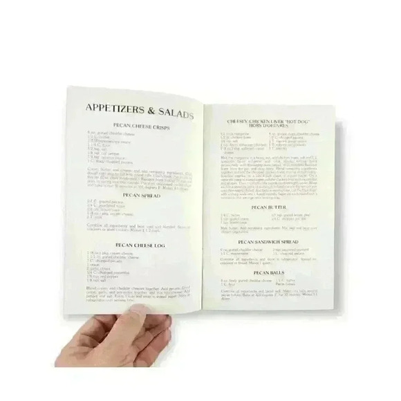 Get Cracking With Texas Pecans Cookbook (Vintage Booklet) Main Dishes, Desserts - Picture 2 of 9
